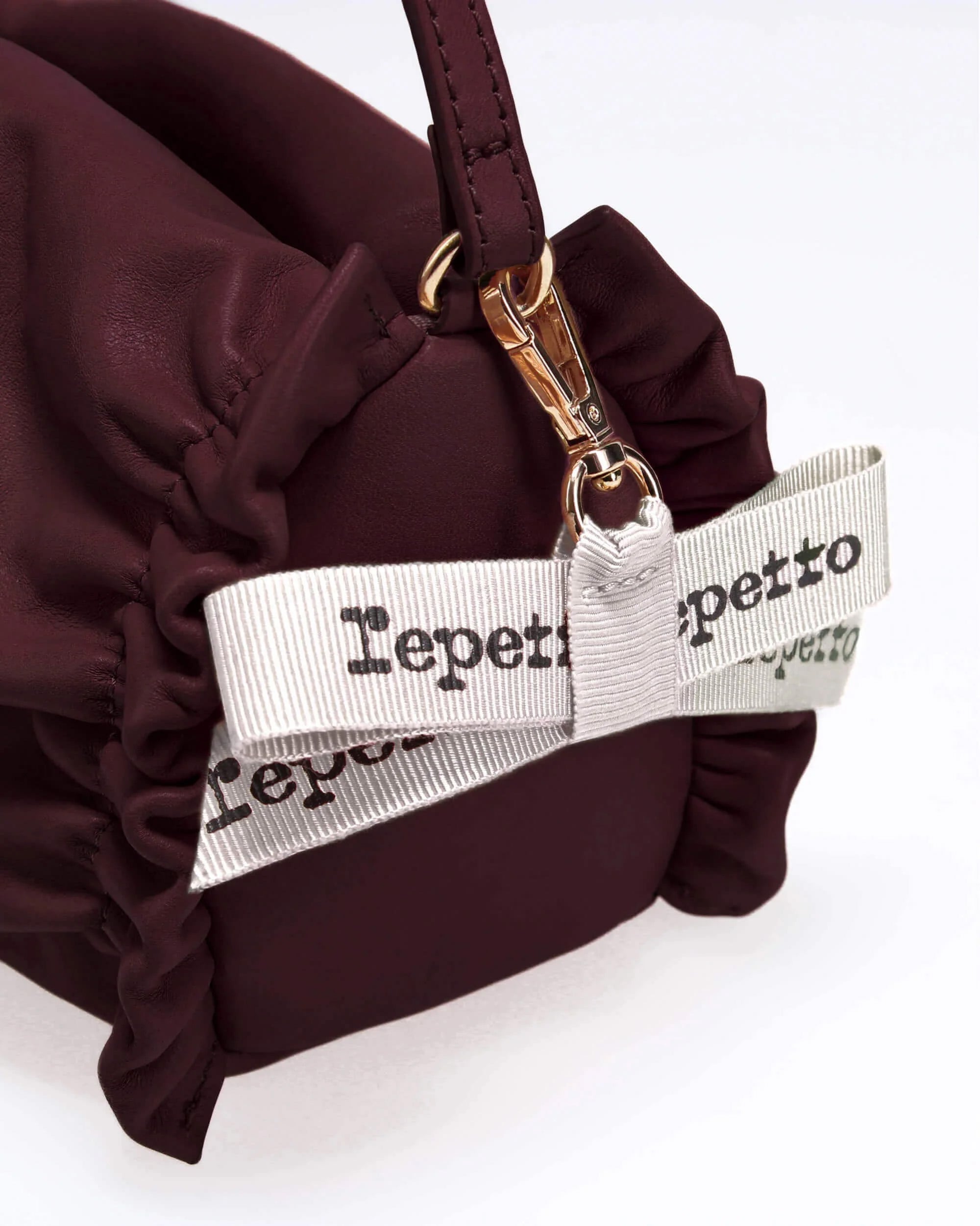 新品同様【定価1.8万】repetto レペット オールインワン バックロゴ Opera バッグ｜レザーグッズ | バック&アクセサリー | Repetto